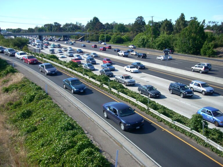 Silicon Valley Highway 101 Traffic Hell