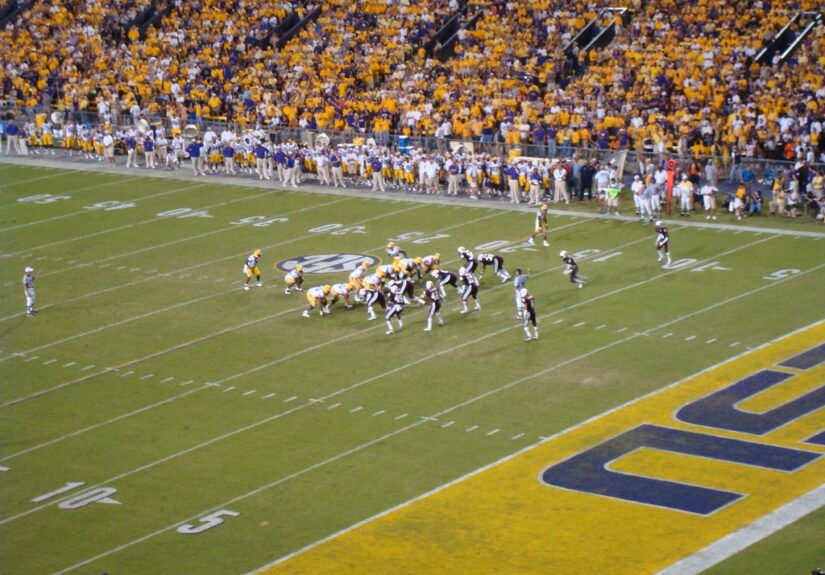 Mississippi State Bulldogs at LSU Tigers