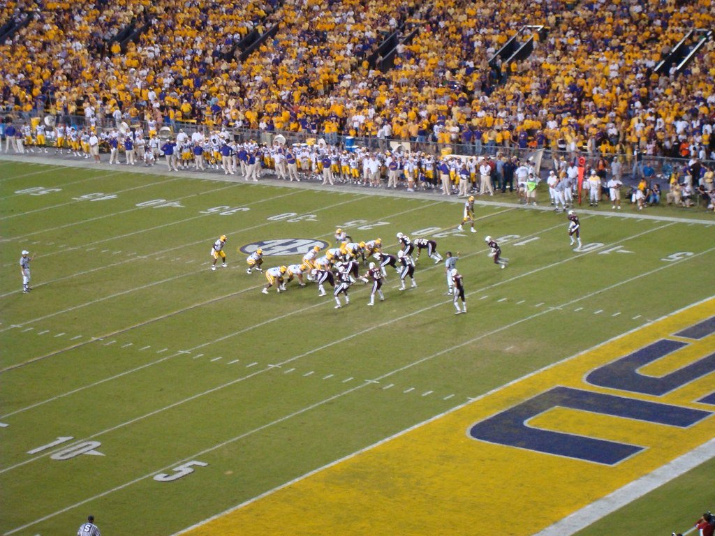 Mississippi State Bulldogs at LSU Tigers