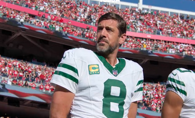 Social Media Buzzes Over Aaron Rodgers' Netflix Documentary "Aaron Rodgers: Enigma" 3 Screenshot 2024-12-20 041314