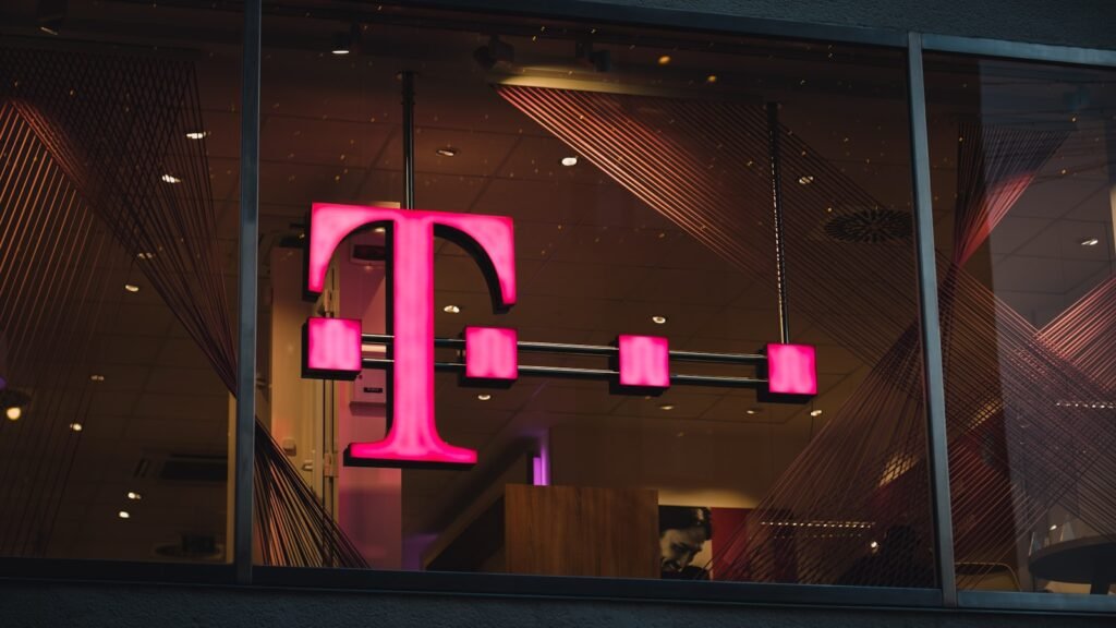 T-Mobile Opens Beta Program for Starlink Satellite Service to Eliminate Cell Dead Zones 1 pink and purple led light